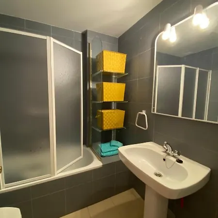 Apartamento Sabinanigo Apartment *